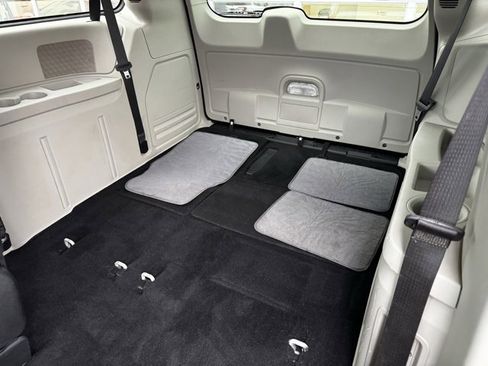 Used 2014 Dodge Grand Caravan SE w/ Quick Order Package 29E SE image 7