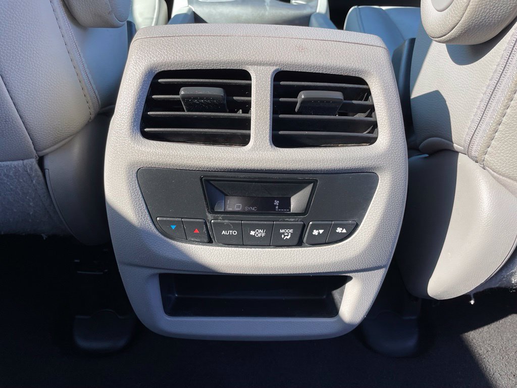 Used 2018 Honda Pilot EX-L image 37