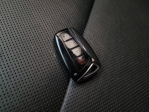 Used 2017 Hyundai Santa Fe Sport 2.0T image 32