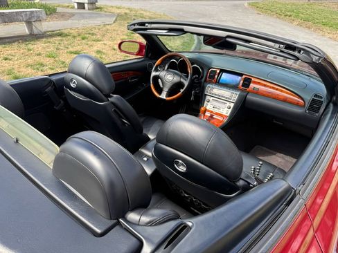 Used 2006 Lexus SC 430 Convertible image 36