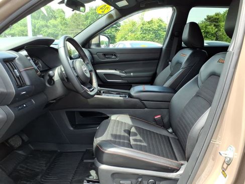 Certified 2024 Nissan Pathfinder Rock Creek AWD/4WD image 11