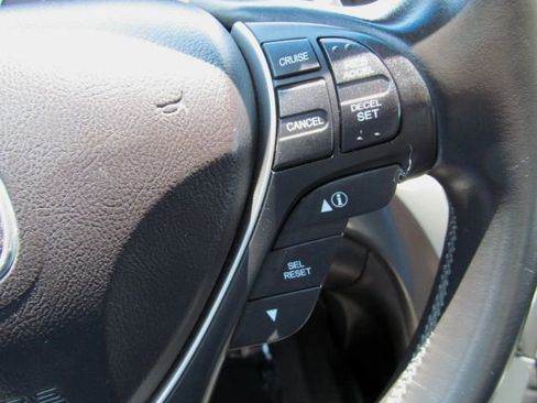 Used 2012 Acura TL w/ Technology Package image 39