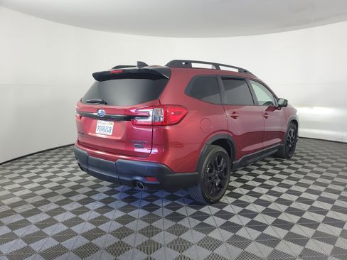 Used 2023 Subaru Ascent Onyx Edition Limited image 4