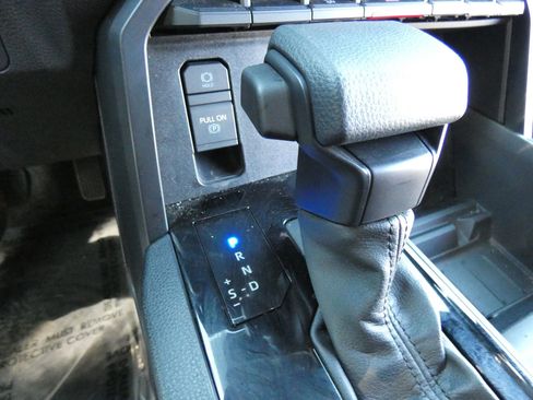 Used 2025 Toyota Tundra SR image 67