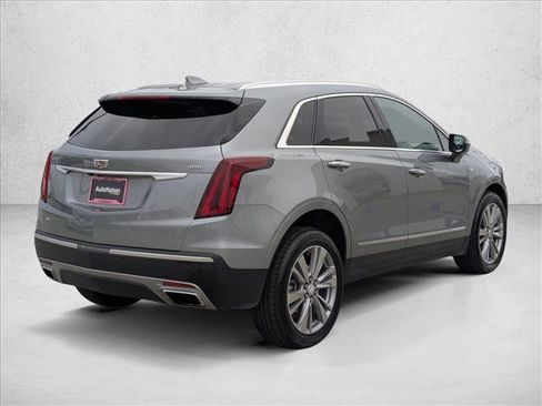 Used 2024 Cadillac XT5 Premium Luxury image 5