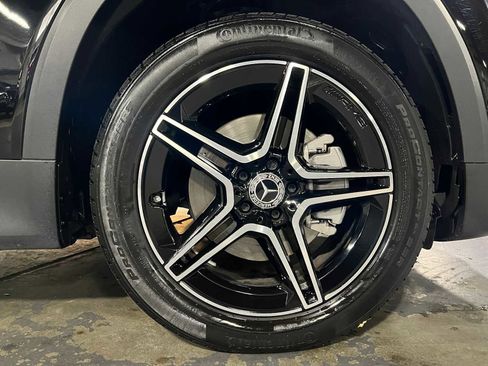 Certified 2023 Mercedes-Benz GLB 250 4MATIC image 9