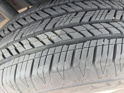 Used 2025 Toyota Tundra SR5 w/ SR5 Convenience Package image 10