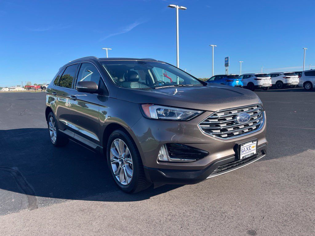 Used 2019 Ford Edge Titanium AWD/4WD image 7
