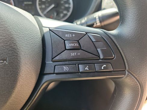 Used 2025 Nissan Sentra S FWD image 27