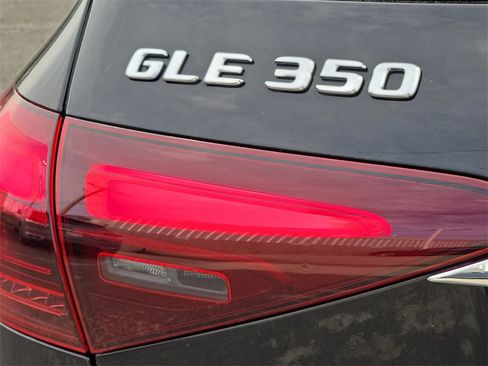 New 2026 Mercedes-Benz GLE 350 4MATIC image 9