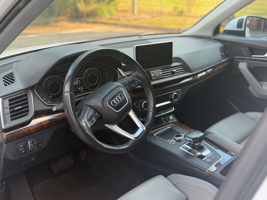 Used 2018 Audi Q5 2.0T Premium Plus AWD/4WD image 11
