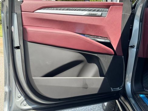 New 2026 Cadillac Escalade ESV Luxury w/ Touring Package image 18