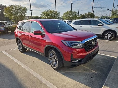 Used 2023 Honda Passport EX-L image 3