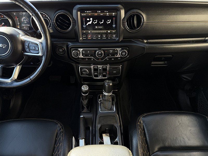 Used 2022 Jeep Wrangler Unlimited Sahara AWD/4WD image 12
