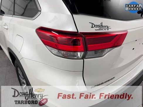 Used 2018 Toyota Highlander XLE image 13