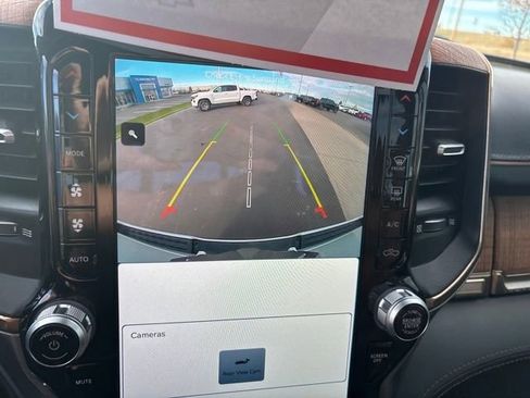 Used 2022 RAM 1500 Limited w/ Body Color Bumper Group image 20