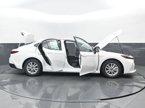 New 2026 Toyota Camry LE FWD image 26