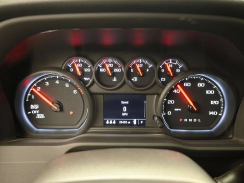 Used 2024 Chevrolet Silverado 1500 Custom AWD/4WD image 14