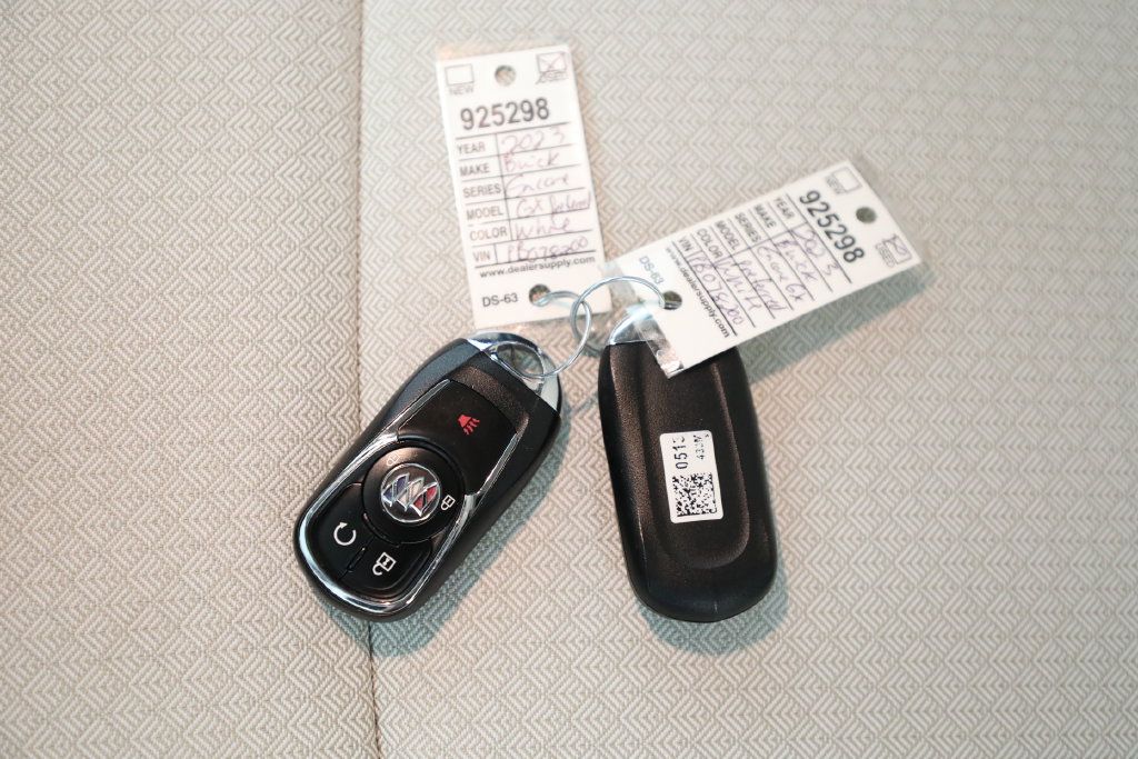 Certified 2023 Buick Encore GX Preferred w/ Cold Weather Comfort Package AWD/4WD image 26