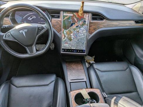 Used 2018 Tesla Model S P100D image 14