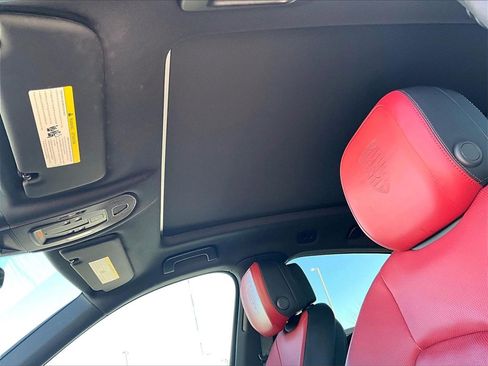 Used 2024 Porsche Cayenne Coupe image 18