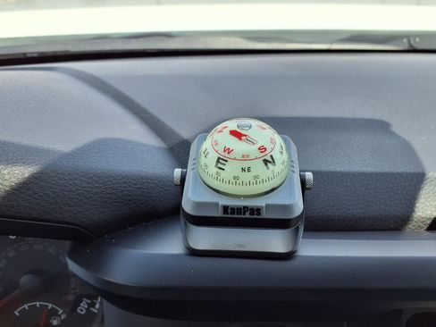 Used 2023 Toyota Tacoma SR image 15