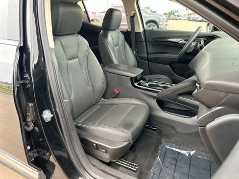 Used 2023 Buick Envision Essence image 21