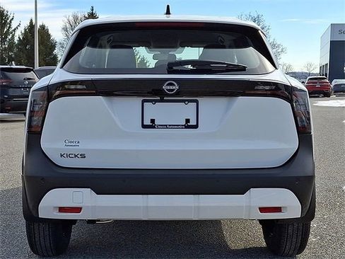 New 2026 Nissan Kicks S image 31