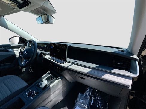 New 2025 Volkswagen Tiguan S image 28
