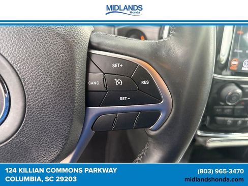 Used 2019 Jeep Grand Cherokee Limited AWD/4WD image 27