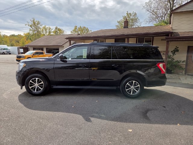 Used 2021 Ford Expedition Max XLT RWD image 3