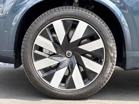 Certified 2023 Volvo XC90 T8 Ultimate w/ Lounge Package AWD/4WD image 26