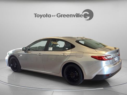 Certified 2025 Toyota Camry LE FWD image 4
