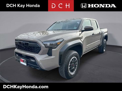 Used 2026 Toyota Tacoma TRD Off-Road image 1
