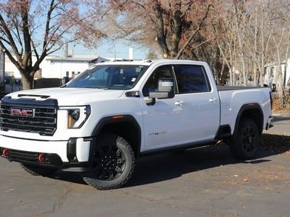 New 2026 GMC Sierra 2500 AT4 w/ AT4 Premium Plus Package