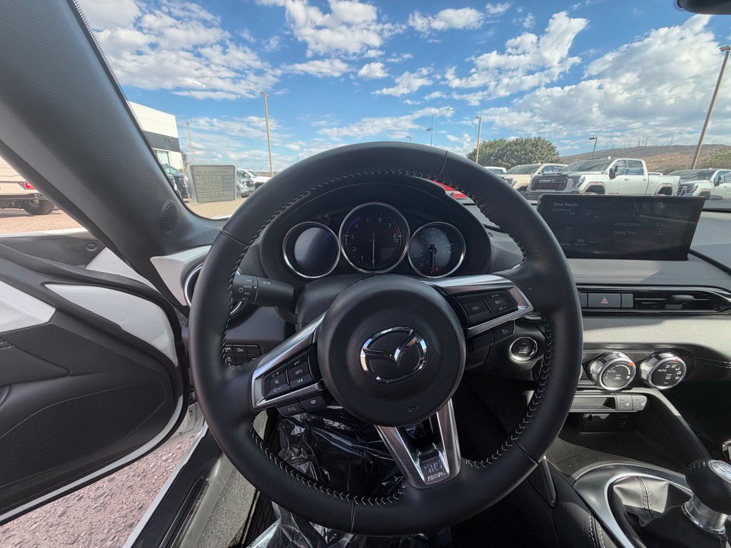 Used 2024 MAZDA MX-5 Miata RF Grand Touring RWD image 10