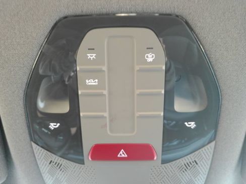 Used 2024 Kia EV9 Light Long Range RWD image 55