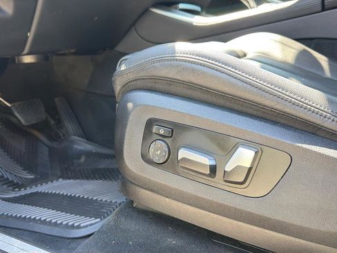 Used 2022 BMW X5 sDrive40i w/ Parking Assistance Package RWD image 12