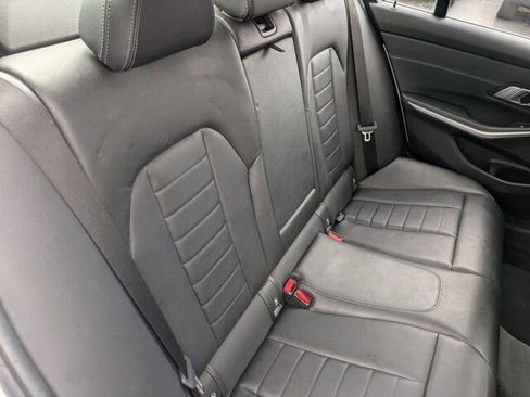 Used 2019 BMW 330i xDrive Sedan w/ Premium Package image 32