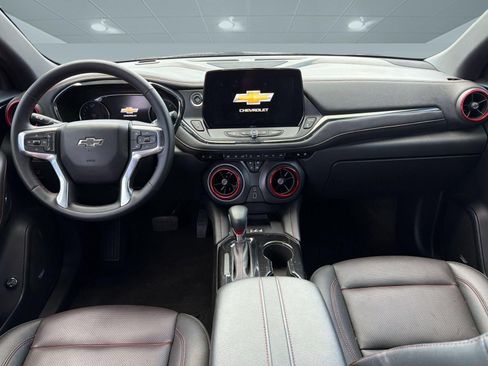 Certified 2024 Chevrolet Blazer RS w/ Enhanced Convenience Package FWD image 15
