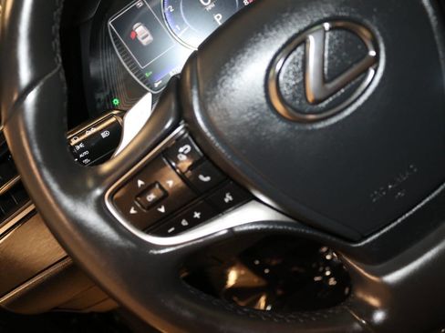 Used 2023 Lexus ES 350 w/ Premium Package image 48