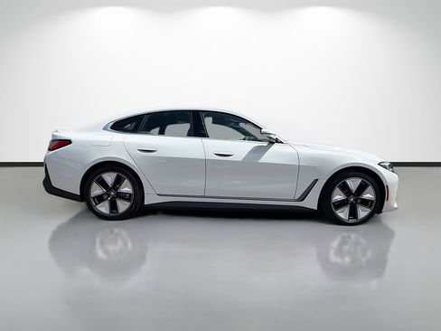 New 2026 BMW i4 eDrive40 w/ Parking Assistance Package image 2