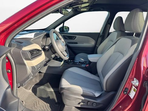 Used 2026 Subaru Forester Premium AWD/4WD image 11
