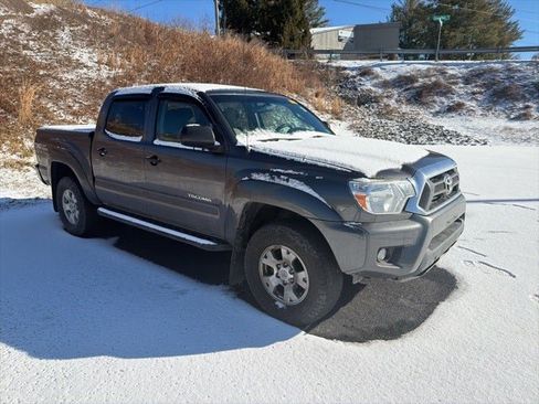 Used 2015 Toyota Tacoma 4x4 Double Cab image 17