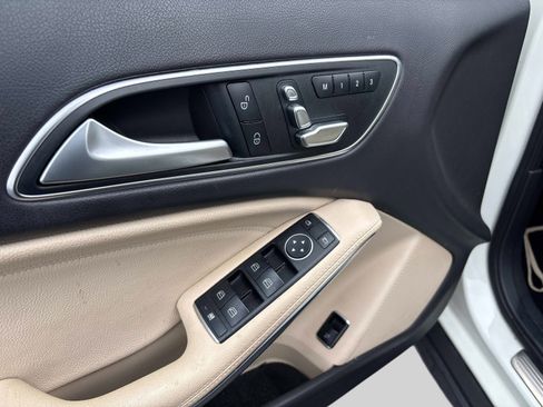 Used 2018 Mercedes-Benz GLA 250 4MATIC image 20