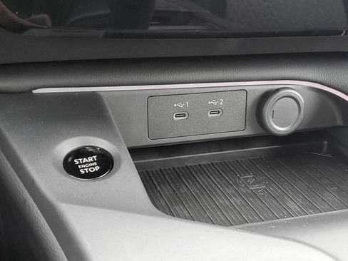 New 2026 Nissan Sentra SV w/ SV Convenience Package FWD image 28