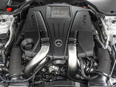 Used 2013 Mercedes-Benz SL 550 image 12