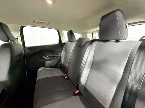 Used 2018 Ford Escape S image 26