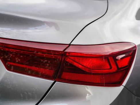 Certified 2023 Kia Forte LXS image 13