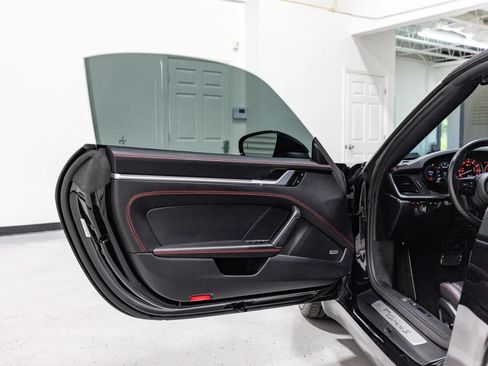 Used 2020 Porsche 911 Carrera S RWD image 74